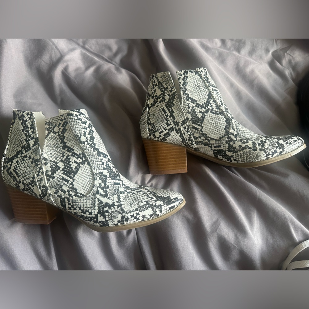 Snakeskin booties from Amazon size 7